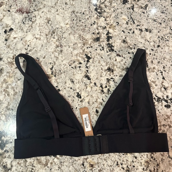 SKIMS Bralette - Picture 2 of 5